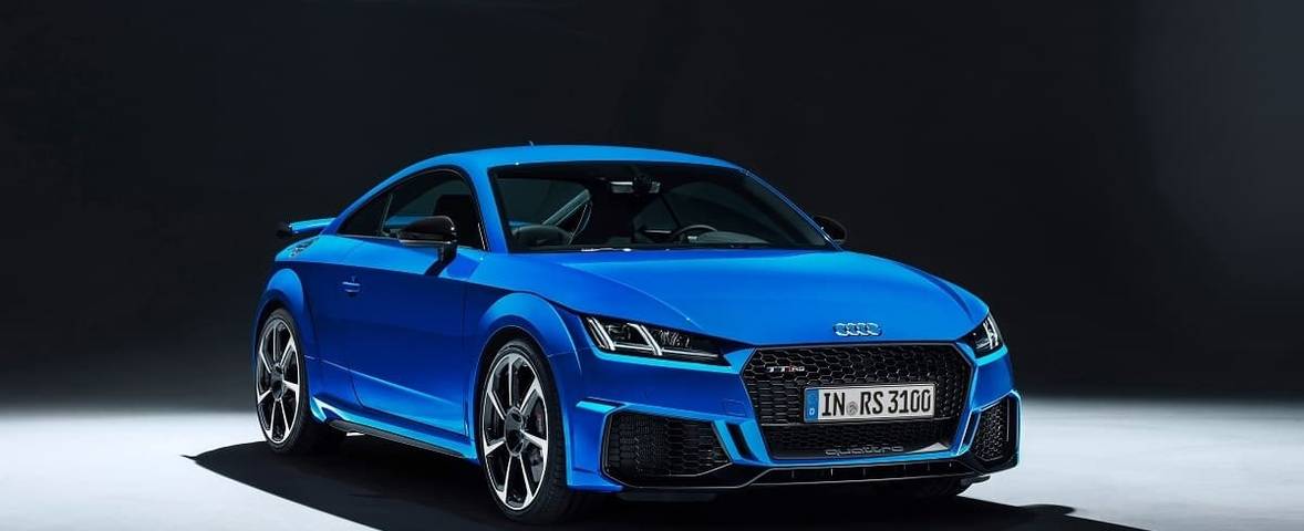 We Review the Audi TT