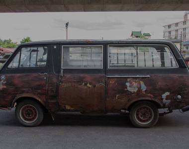 Old Van awaiting car scrapping service