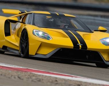 We Review the Ford GT