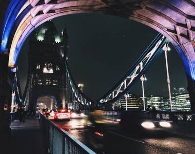 Cars with emissions in London