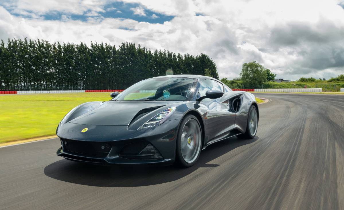 Lotus Emira