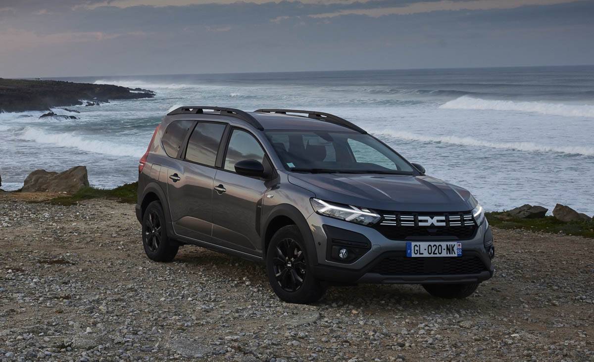 dacia_jogger_hybrid_1